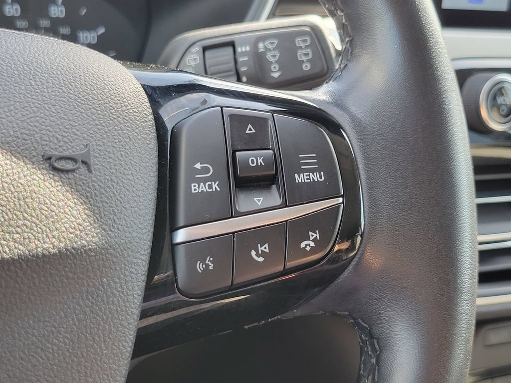Certified 2022 Ford Escape SE w/ Cold Weather Package AWD/4WD image 15