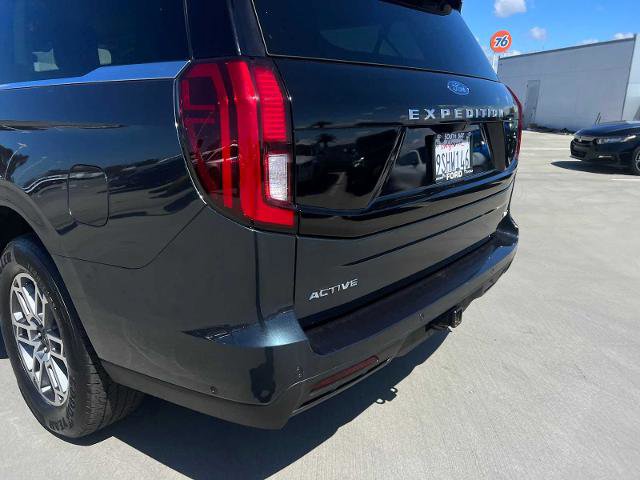 Certified 2025 Ford Expedition Max Active RWD image 9