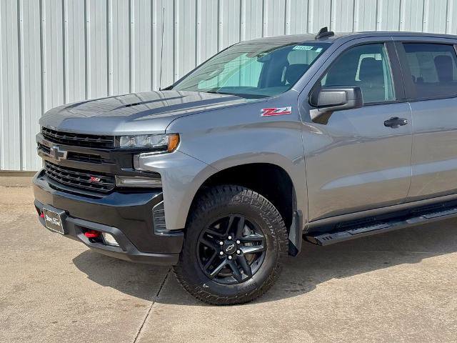 Used 2022 Chevrolet Silverado 1500 LT Trail Boss w/ LPO, Dark Essentials Package image 8
