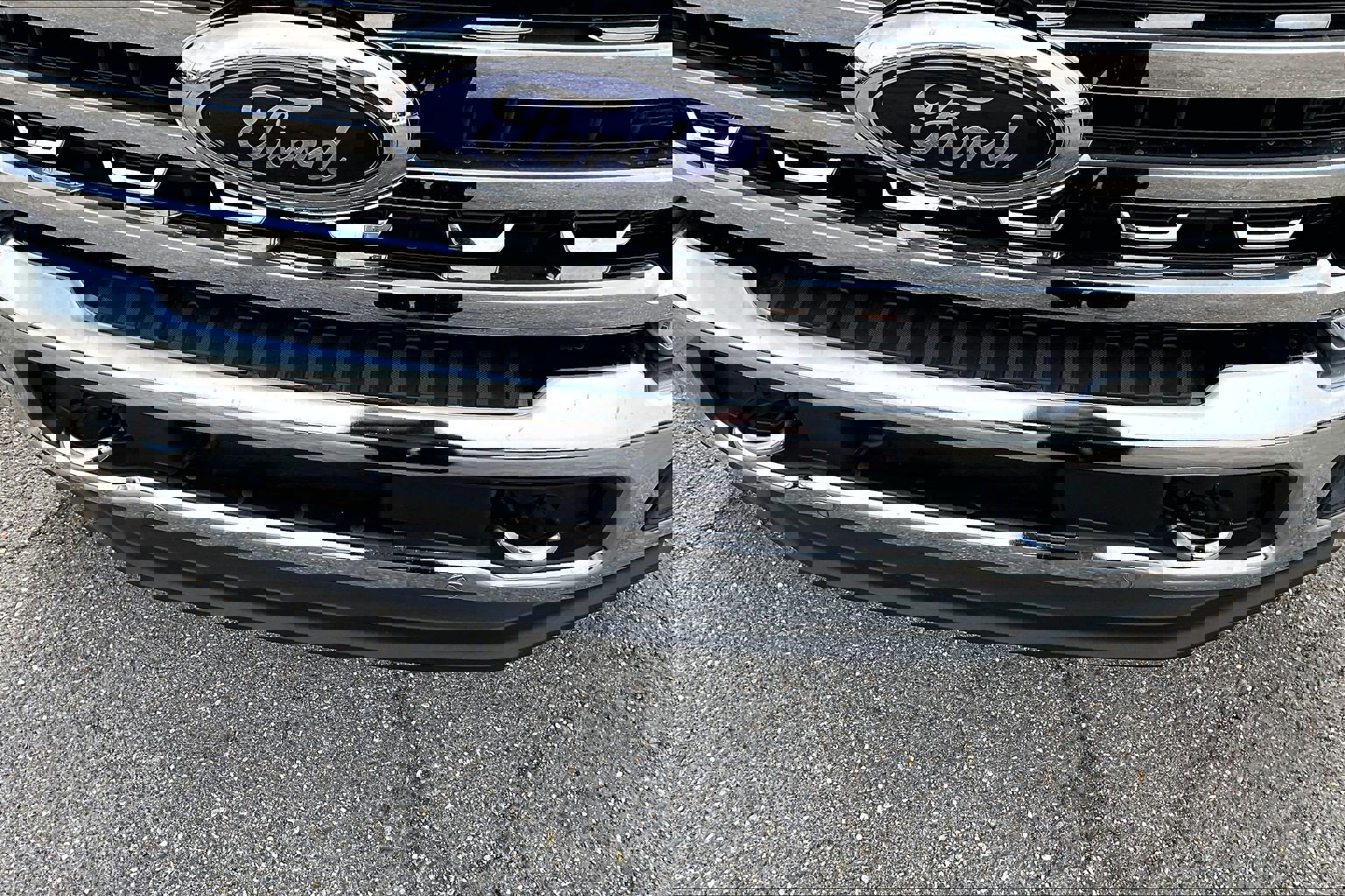 Certified 2024 Ford F250 Lariat w/ Lariat Ultimate Package image 35