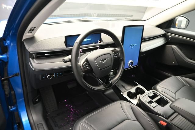 Certified 2025 Ford Mustang Mach-E Premium AWD/4WD image 9