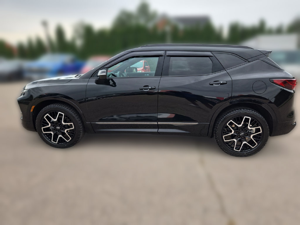 Used 2023 Chevrolet Blazer RS w/ Enhanced Convenience Package AWD/4WD image 2