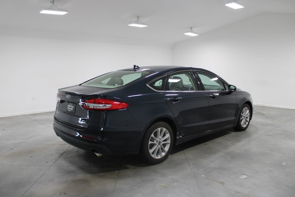 Certified 2020 Ford Fusion SE FWD image 10