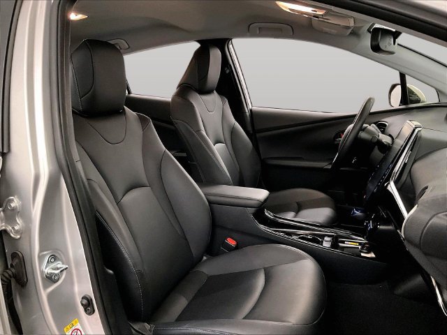 Used 2019 Toyota Prius Limited FWD image 7
