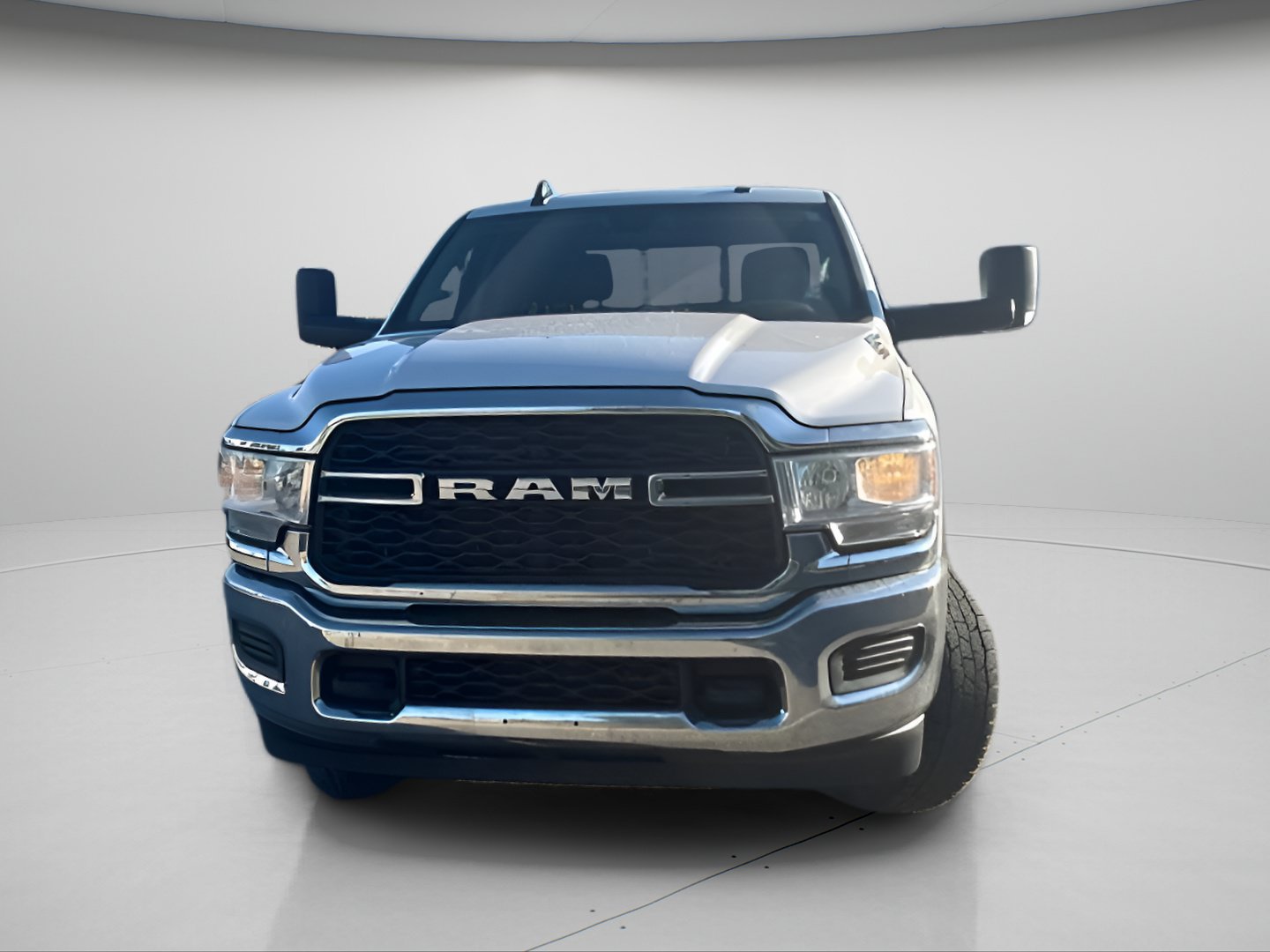 Used 2020 RAM 3500 Tradesman AWD/4WD image 16