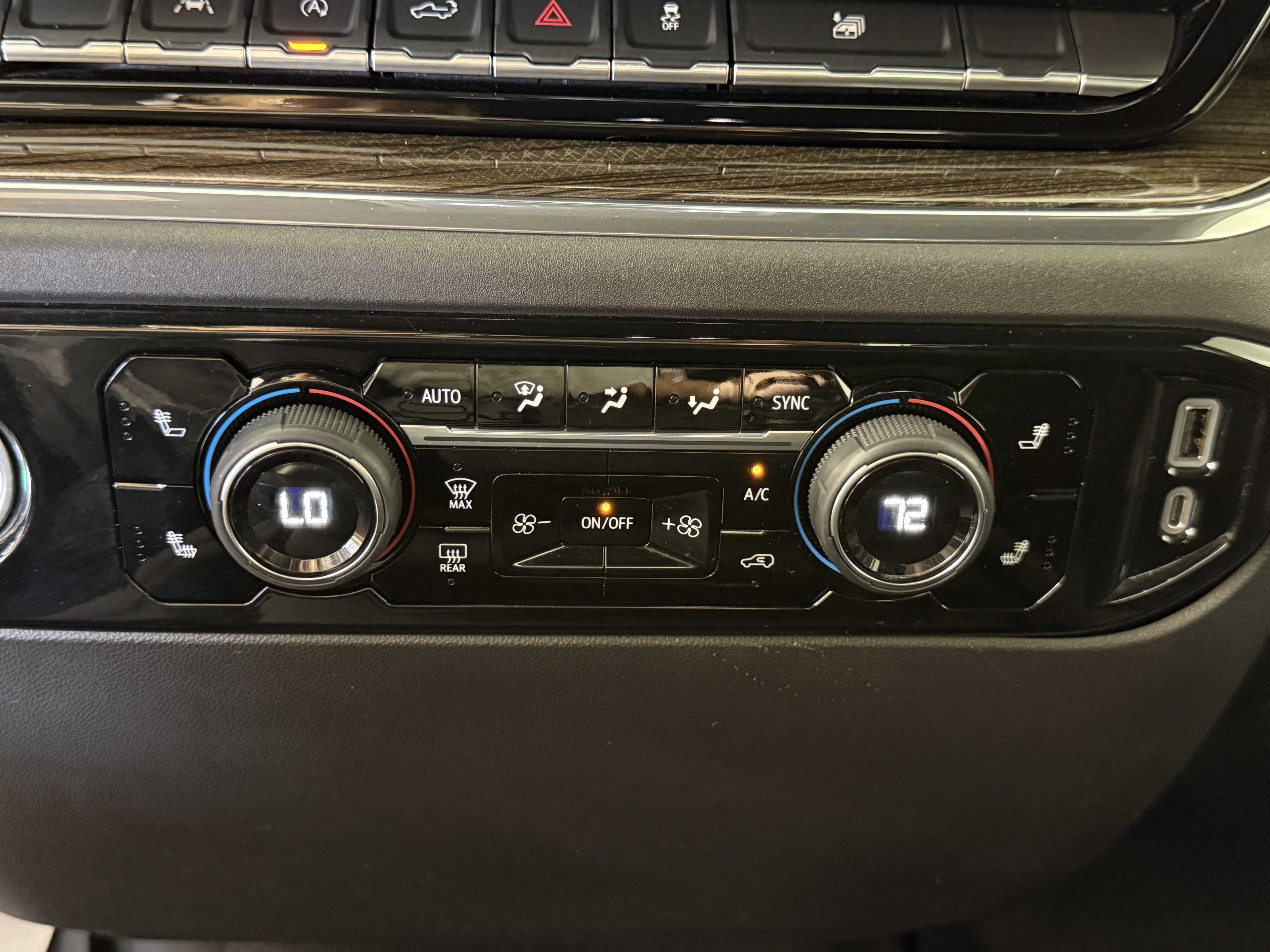 Used 2022 Chevrolet Silverado 1500 LT image 22