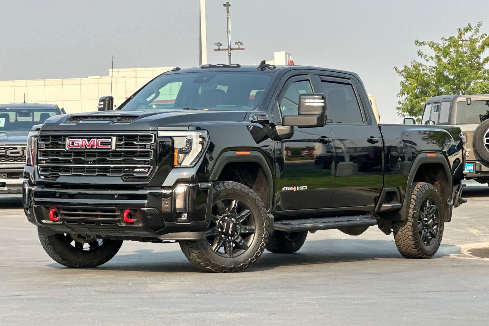 Used 2024 GMC Sierra 2500 AT4 w/ Technology Package