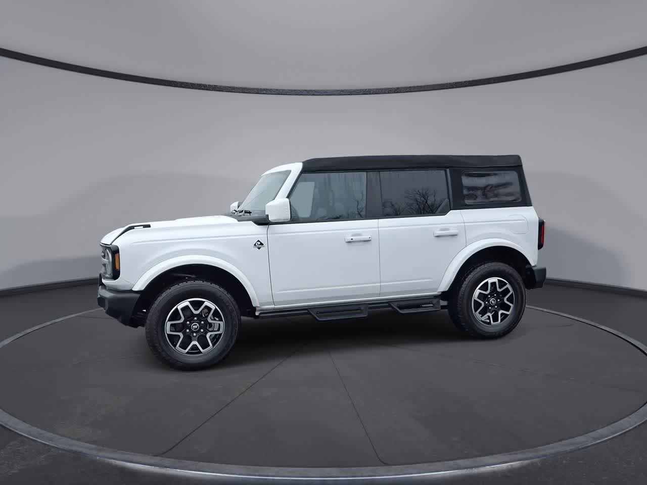 Certified 2024 Ford Bronco Outer Banks AWD/4WD image 3