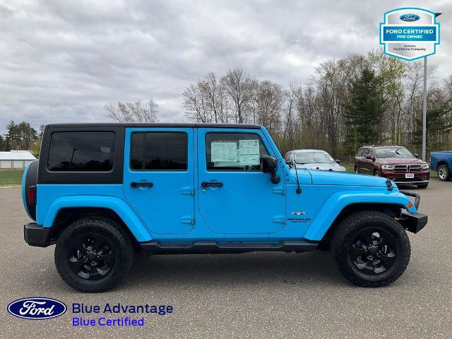 Used 2017 Jeep Wrangler Unlimited Sahara w/ Connectivity Group AWD/4WD image 19
