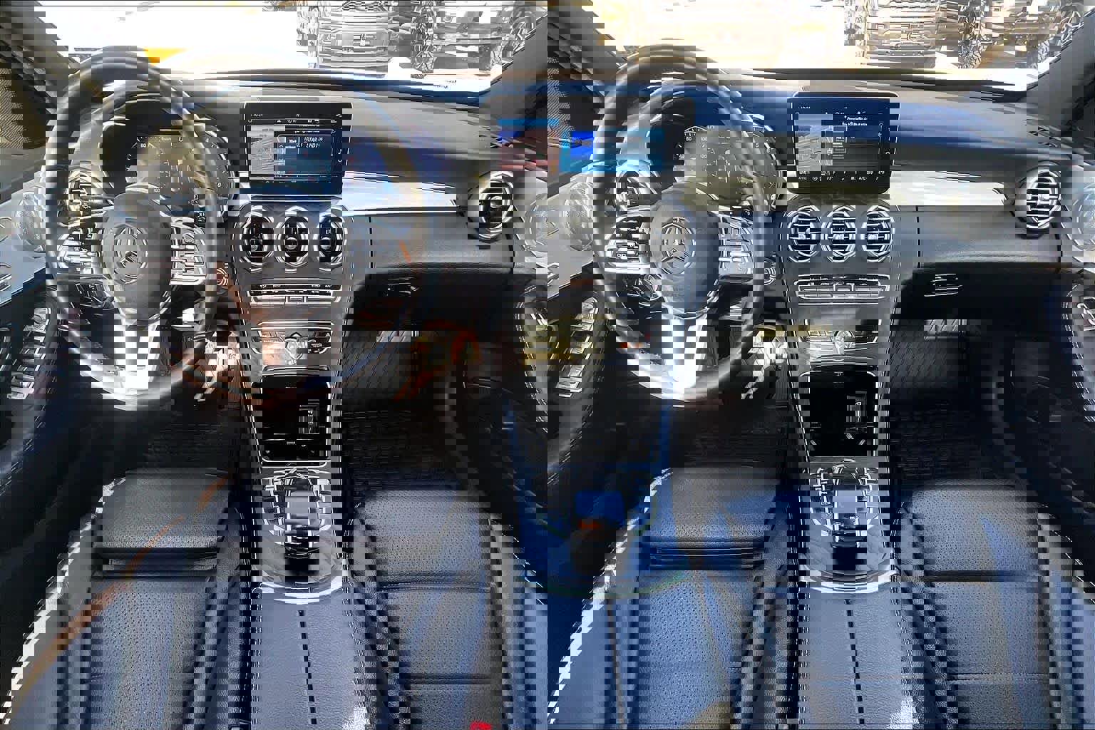 Used 2020 Mercedes-Benz C 300 4MATIC Sedan image 13