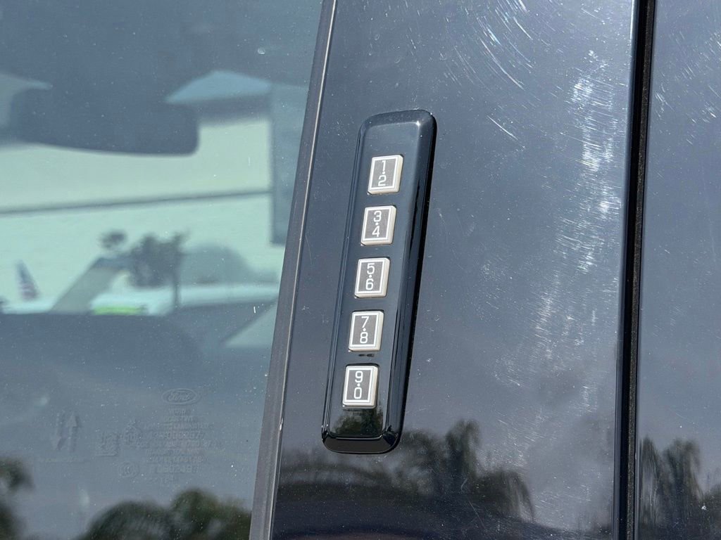 Certified 2024 Ford F350 Lariat AWD/4WD image 18