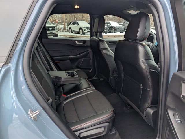 Certified 2025 Ford Escape ST-Line AWD/4WD image 9