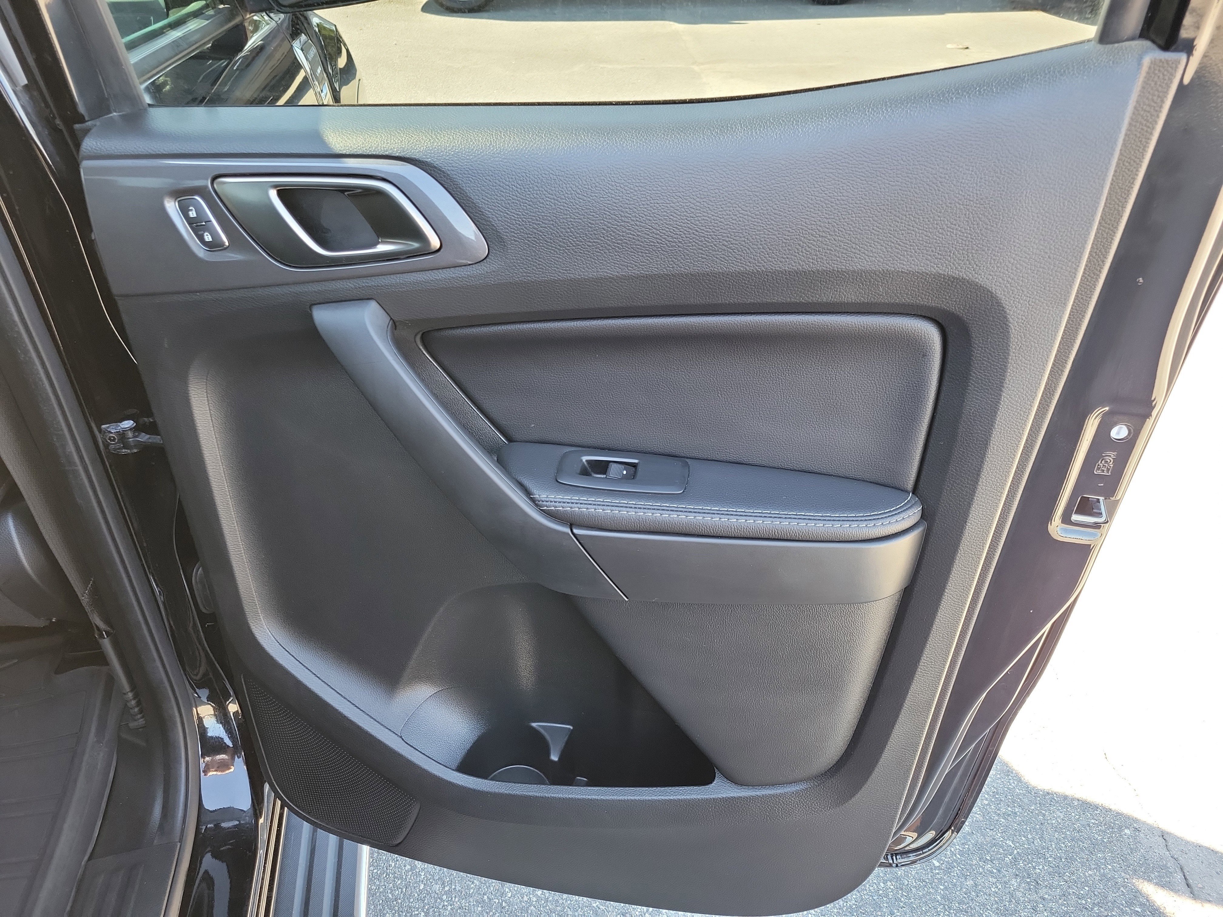 Certified 2021 Ford Ranger Lariat w/ Equipment Group 501A High image 25