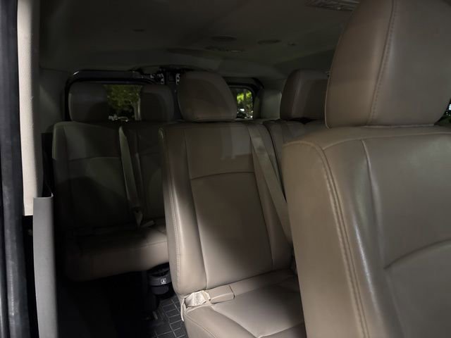 Used 2018 Nissan NV 3500 SL image 22