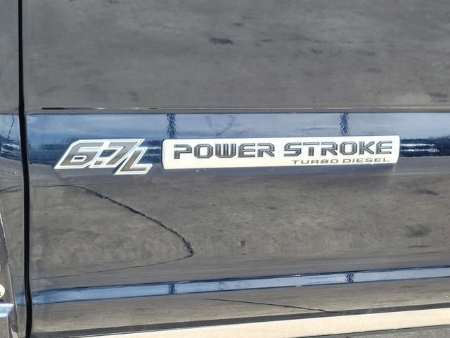 Certified 2022 Ford F350 Platinum w/ FX4 Off-Road Package image 16