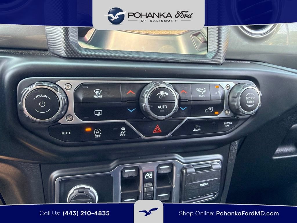 Used 2023 Jeep Gladiator Overland AWD/4WD image 12