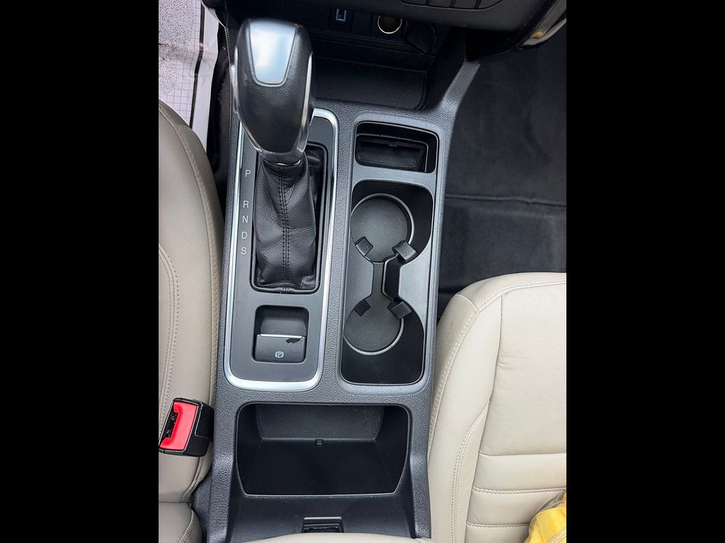 Certified 2019 Ford Escape Titanium AWD/4WD image 24