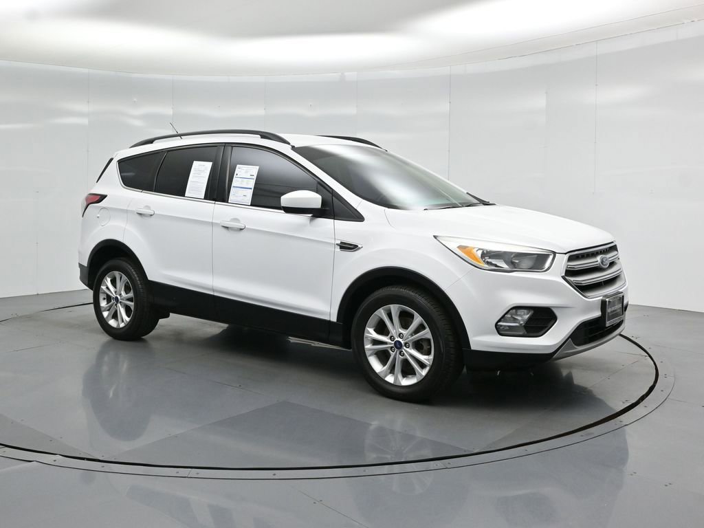 Certified 2018 Ford Escape SE FWD image 24