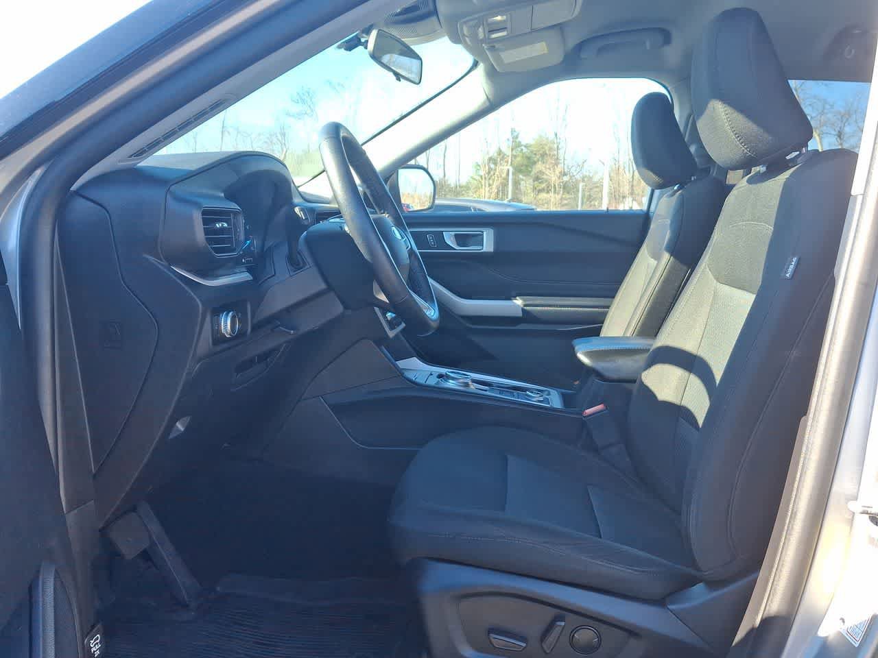 Certified 2023 Ford Explorer XLT AWD/4WD image 17