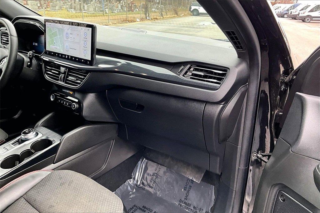 Certified 2023 Ford Escape ST-Line Select w/ Tech Pack #2 image 15
