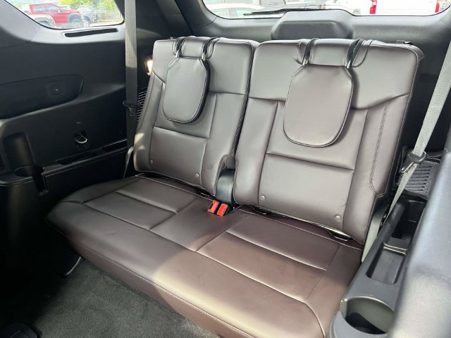 Certified 2025 Ford Explorer Platinum w/ Ultimate Package RWD image 15