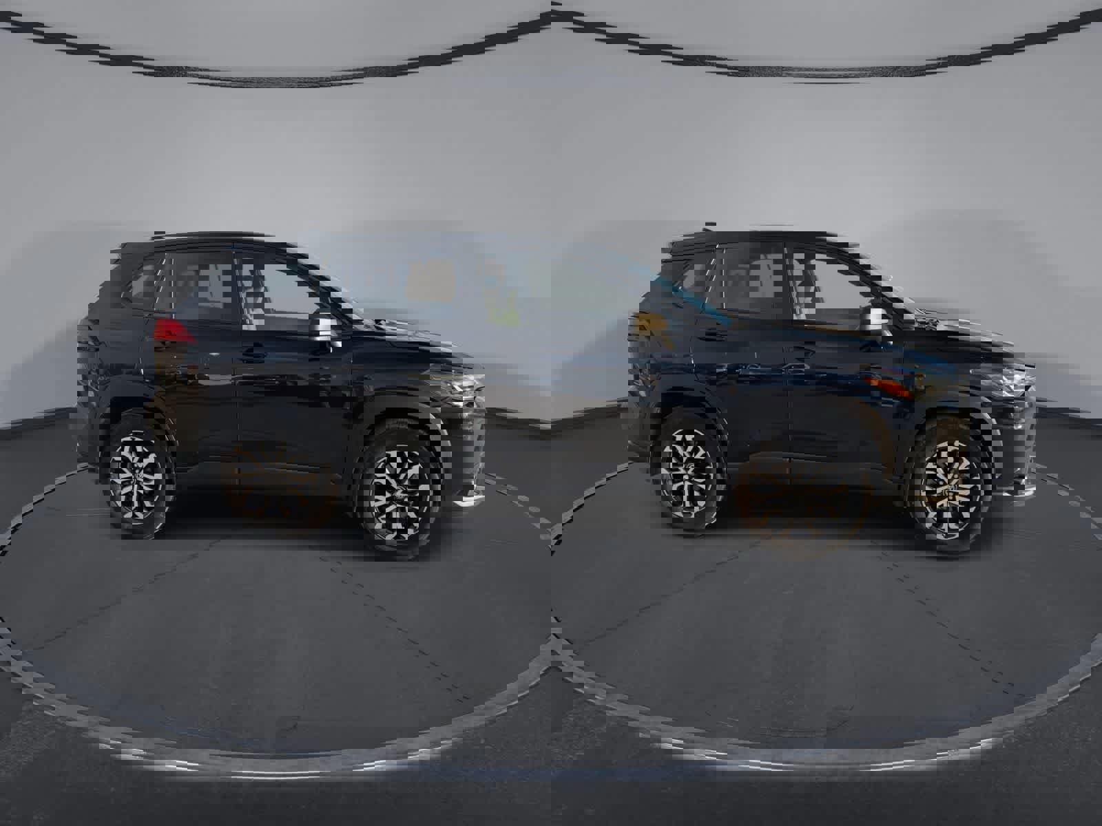 Used 2024 Toyota Corolla Cross AWD Hybrid image 2