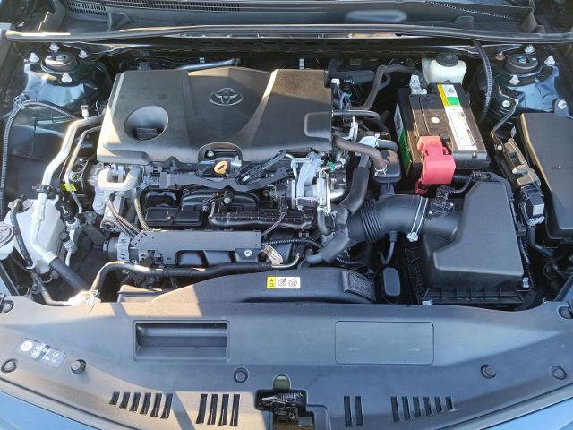 Used 2018 Toyota Camry L image 22