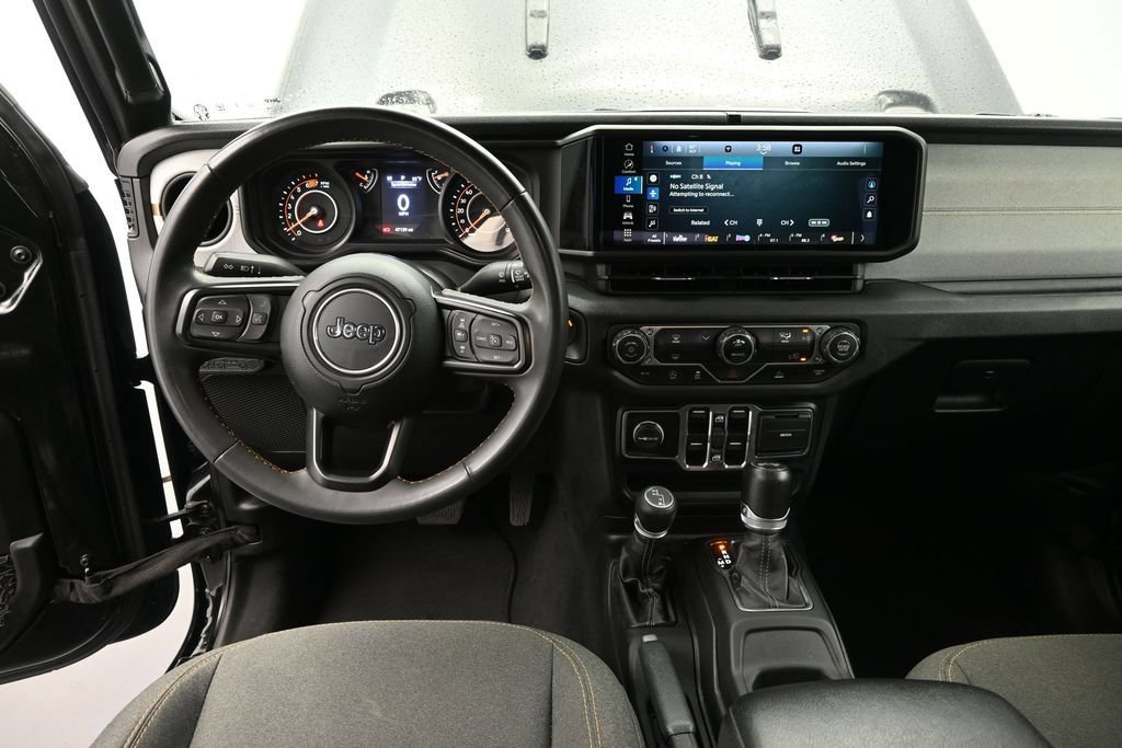 Used 2024 Jeep Wrangler Unlimited Sport AWD/4WD image 21