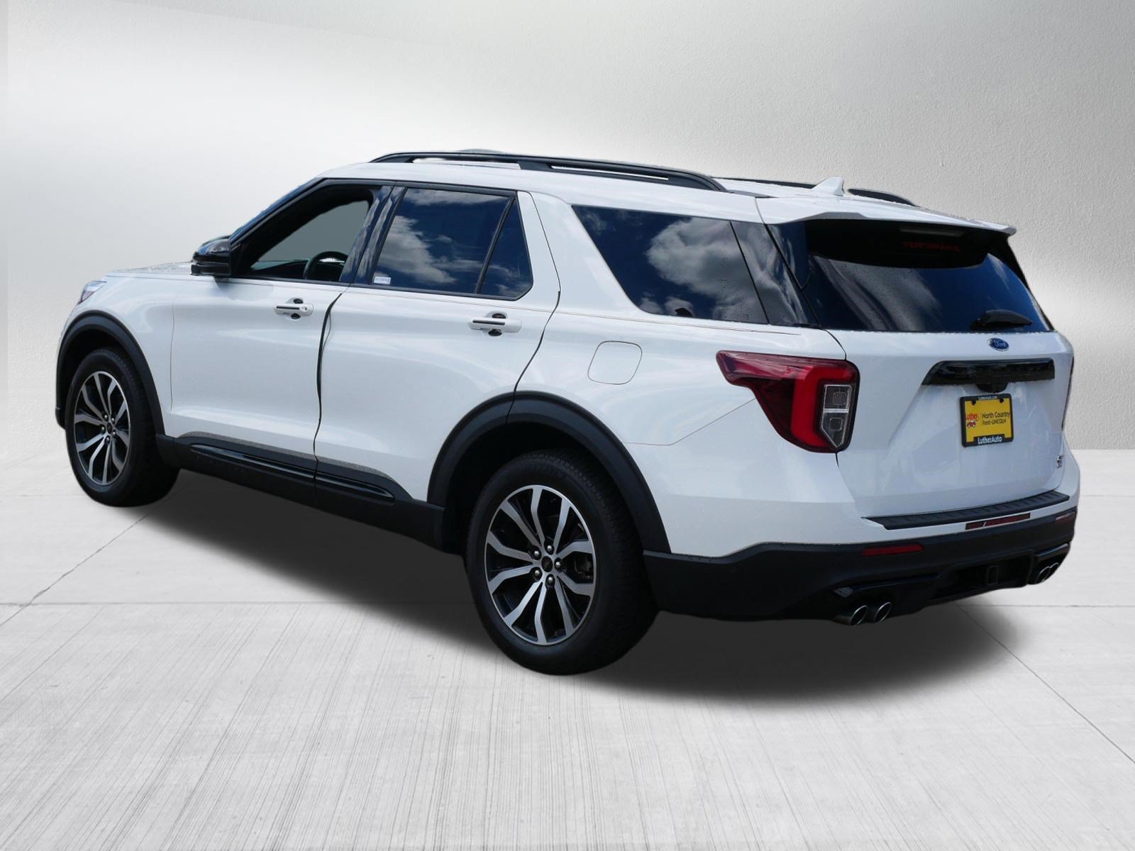 Certified 2020 Ford Explorer ST w/ Premium Technology Package AWD/4WD image 5