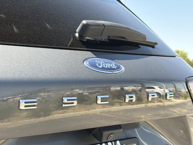 Certified 2022 Ford Escape SEL w/ Technology Package FWD image 9