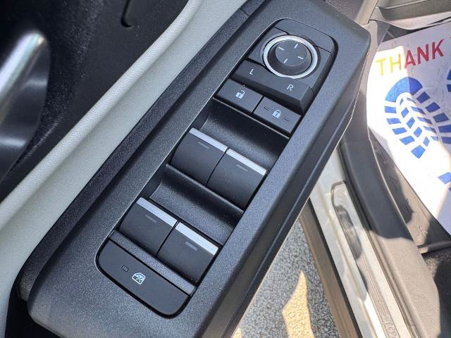 Used 2026 Toyota RAV4 Limited AWD/4WD image 19