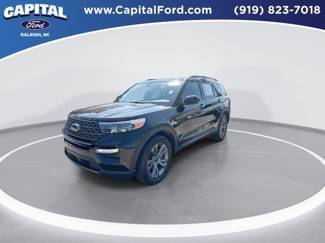 Certified 2022 Ford Explorer XLT w/ Equipment Group 202A image 2