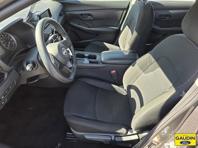 Used 2025 Nissan Sentra S FWD image 11