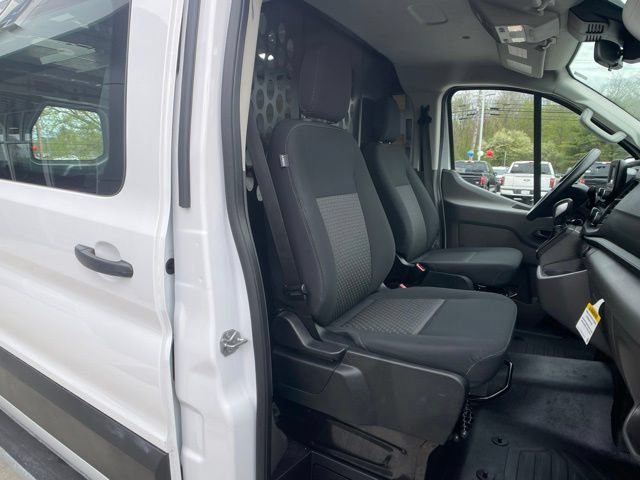 Certified 2025 Ford Transit 250 Low Roof w/ Exterior Upgrade Package RWD image 30