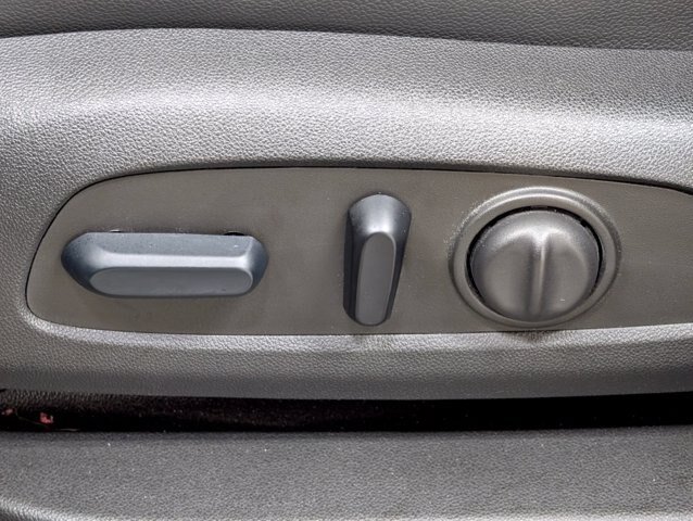 Used 2024 Chevrolet Equinox RS w/ RS Leather Package FWD image 13