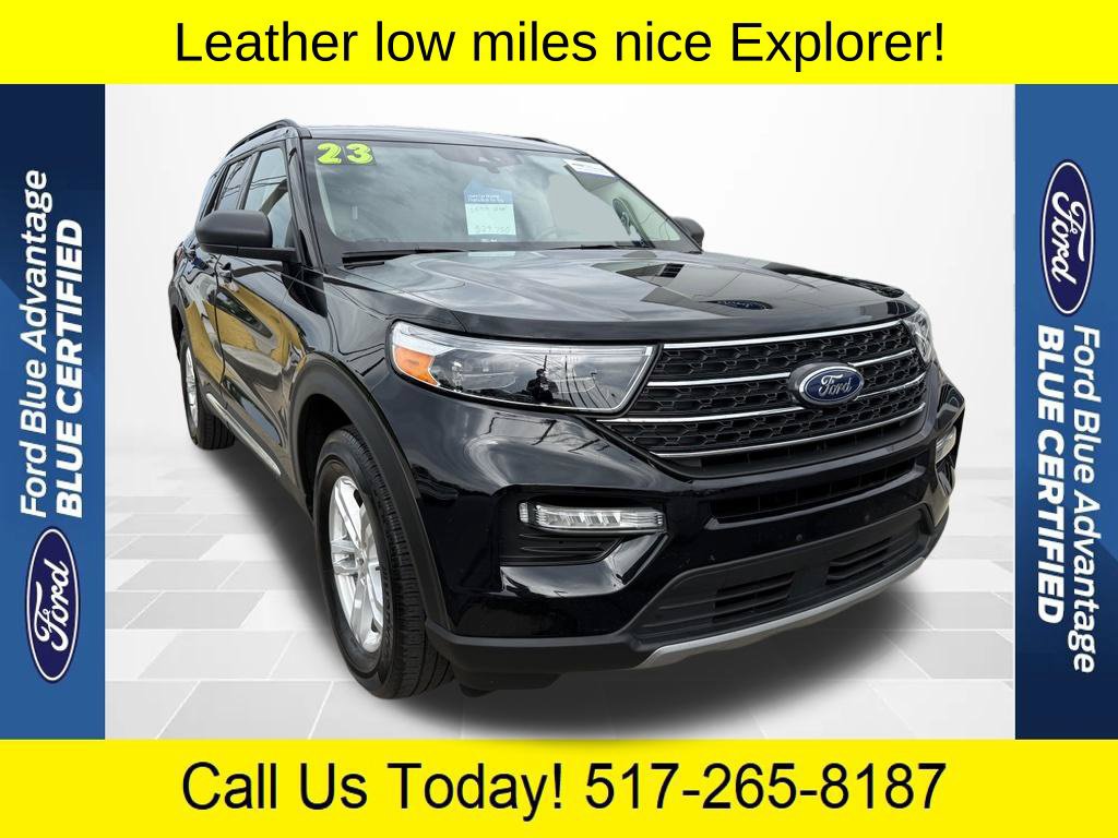 Certified 2023 Ford Explorer XLT w/ Equipment Group 202A AWD/4WD image 1