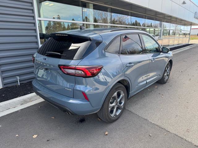 Certified 2023 Ford Escape ST-Line w/ Tech Pack #1 image 6