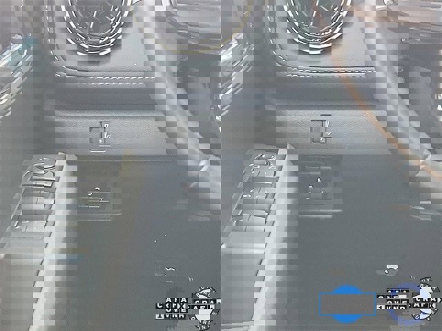 Used 2023 Chevrolet Colorado LT image 12