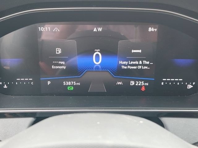 Used 2025 Volkswagen Jetta SE FWD image 14