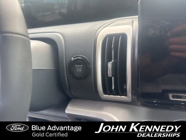 Certified 2025 Ford Expedition Active AWD/4WD image 11