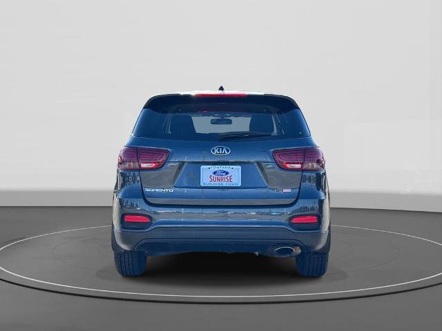 Used 2020 Kia Sorento LX image 3