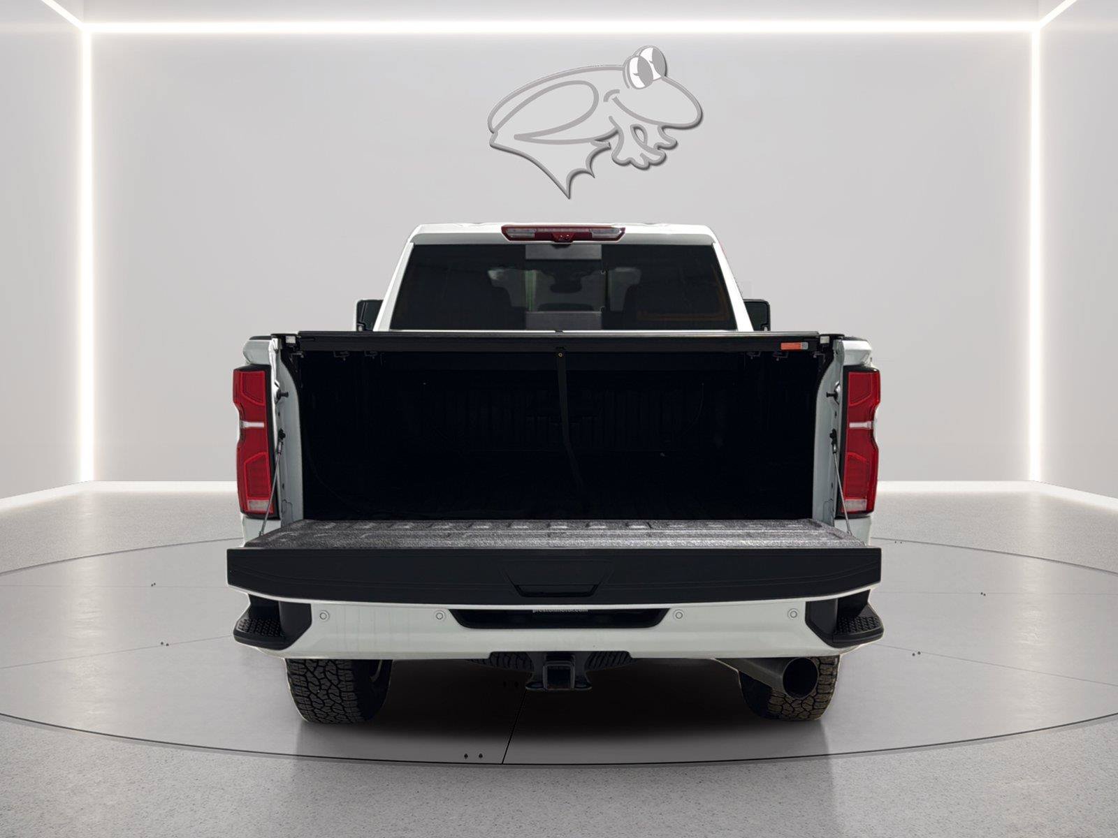 Used 2026 Chevrolet Silverado 2500 High Country w/ Technology Package AWD/4WD image 11