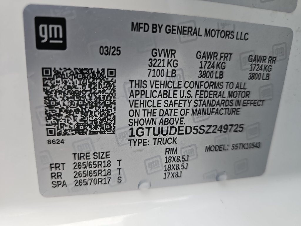 Used 2025 GMC Sierra 1500 SLT AWD/4WD image 35