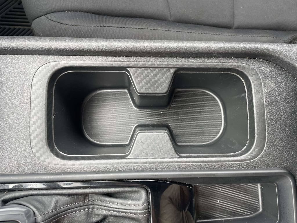 Used 2025 Nissan Sentra S FWD image 17