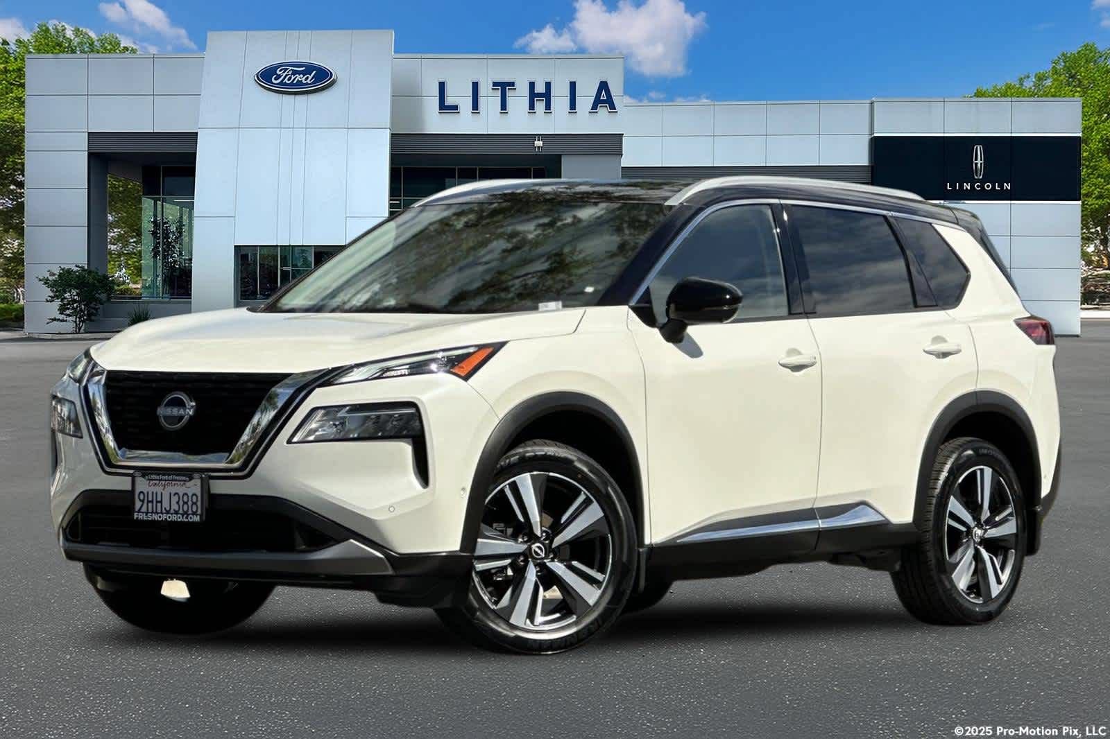 Used 2023 Nissan Rogue SL w/ SL Premium Package