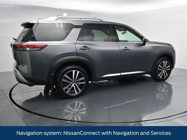 Used 2025 Nissan Pathfinder Platinum w/ Cargo Package AWD/4WD image 11