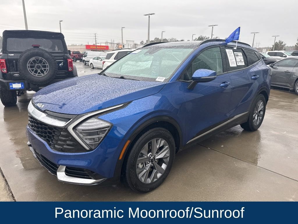 Used 2025 Kia Sportage SX