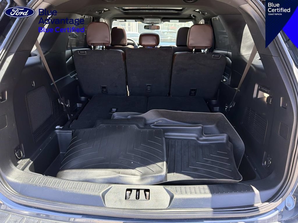 Certified 2023 Ford Explorer Platinum w/ Technology Package AWD/4WD image 7