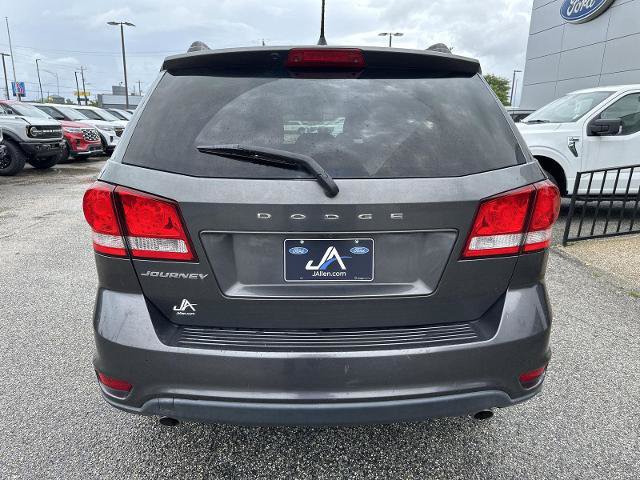 Used 2018 Dodge Journey SXT w/ Connectivity Group FWD image 4