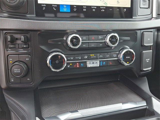 Certified 2025 Ford F250 Platinum image 16